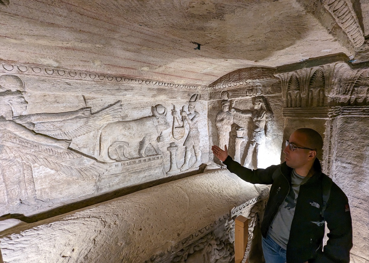 Catacombs of Kom Al Shoqafa, Alexandria Day Tour